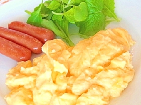 ホテルの朝食みたいな スクランブルエッグ レシピ 作り方 By メリッコ 楽天レシピ
